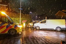 Botsing met veel schade in Bussum