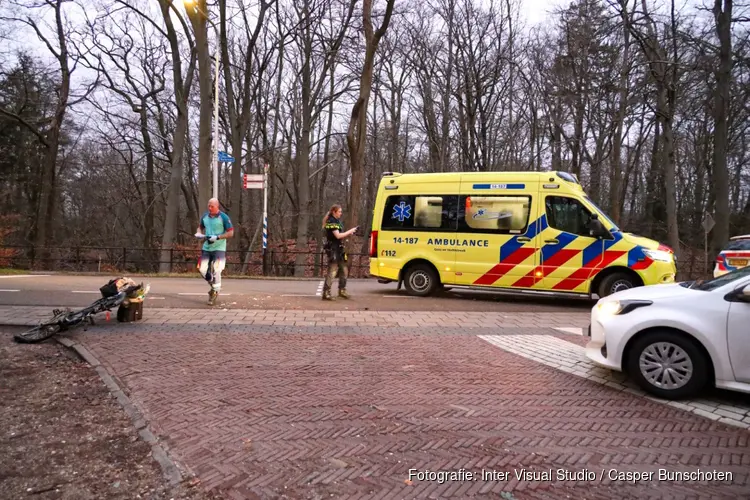 Fietser aangereden in Naarden