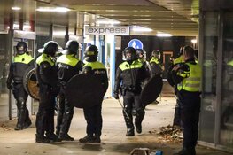 Mobiele eenheid ingezet bij ongeregeldheden in Huizen