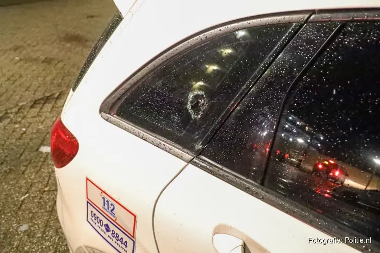 Vernieling politieauto Gemeenlandslaan - Huizen