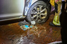 Autobrand aan de Diepeweg in Hilversum