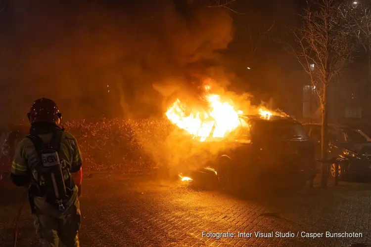 Jerrycan gevonden bij autobrand Huizen