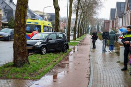 Bestuurster gewond bij ongeval in Huizen
