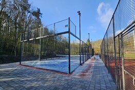 Dubbelpret bij HLTC De Kuil: nu ook padelbanen op het mooiste park van ’t Gooi