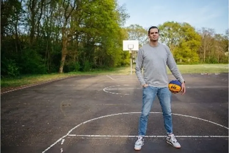 Project Comeback brengt topsporters naar het Roland Holst College in Hilversum