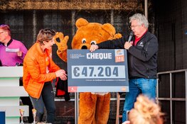 Showtime in dé mediastad van Nederland: ruim 8.300 deelnemers volbrengen KiKa Hilversum City Run