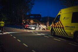 Auto over de kop geslagen in Loosdrech