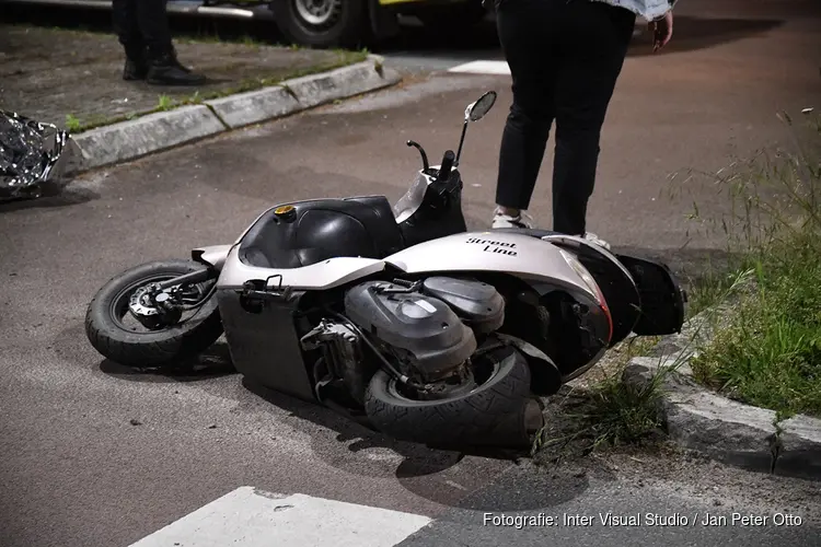 Scooterrijder aangereden in Huizen