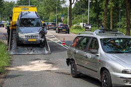 Veel schade bij aanrijding in Huizen
