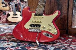 Gooise-Gitaren in Bussum Suhr Guitars dealer