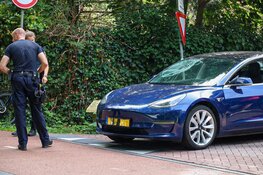 Fietser gewond na aanrijding met auto in Huizen
