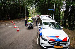 Brandweer in actie na stormschade in Naarden