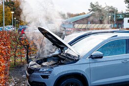 Auto in brand op Struikheiweg in Bussum