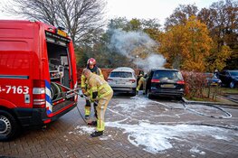 Auto in brand op Struikheiweg in Bussum