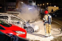 Geparkeerde auto in brand in Loosdrecht