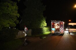 Kleine brand bij voordeur van woning in Bussum mogelijk brandstichting