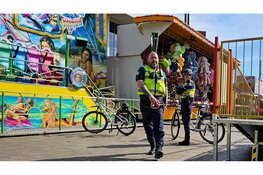 Persoon zwaargewond na val uit kermisattractie