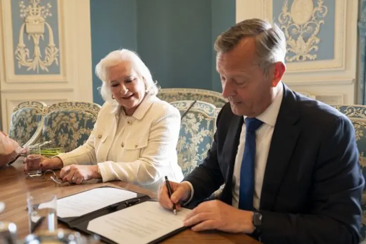 Waarnemend burgemeester voor Laren benoemd