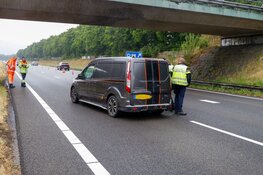 Eenzijdig ongeval wordt gevolgd door kopstaartbotsing op A27