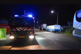 Marktwagen zwaar beschadigd na brand