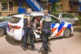 Botsing en aanhoudingen na achtervolging van brommer in Huizen