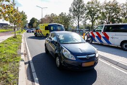 Meisje op fiets gewond na aanrijding met auto in Huizen