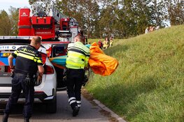 Kitesurfer zwaargewond na surfongeluk in Muiden, traumahelikopter geland