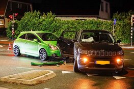 Schade en hinder na aanrijding in Huizen