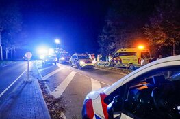 Man valt in het water langs N236 bij Weesp