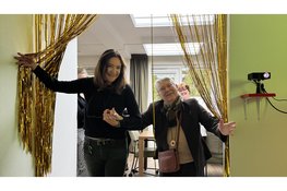 Amaris Florisberg opent nieuwe snoezelruimte voor bewoners