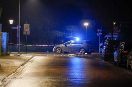 Straat afgesloten na verdachte situatie met mogelijk explosief bij geparkeerde auto