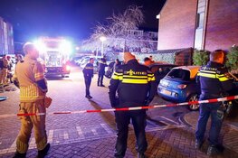 Brand in trappenhuis van appartementencomplex aan de Graaf Floris in Huizen