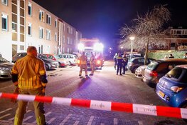 Brand in trappenhuis van appartementencomplex aan de Graaf Floris in Huizen