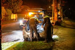 Achtervolging eindigt in vlucht door Naarden-Vesting: politie zoekt verdachten