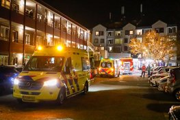 Grote brand bij bejaardencentrum in Bussum, twee personen overleden