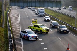 Ongeluk tussen vrachtwagen en auto op de A1 bij Laren