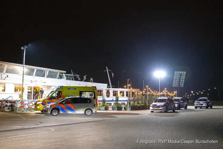Steekincident op opvangschip voor asielzoekers in Huizen