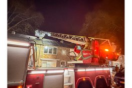 Schoorsteenbrand bij woning aan Jan van Galenstraat in Huizen