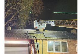 Schoorsteenbrand bij woning aan Jan van Galenstraat in Huizen