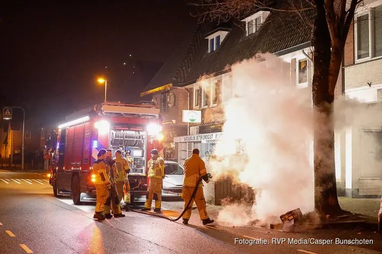 Buitenbrandje aan de Laarderweg in Bussum