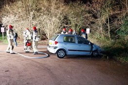 Auto in brand op parkeerplaats bij Bussumerheide