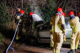 Auto in brand op parkeerplaats bij Bussumerheide