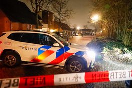 Gebied rond Tesselschadelaan in Muiderberg tijdelijk afgezet na vondst verdacht object