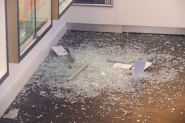 Nachtelijke inbraak bij telefoonwinkel in Bussum