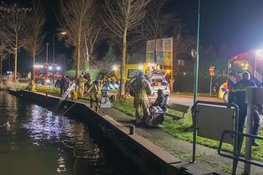 Omstander redt te water geraakt persoon in Kortenhoef