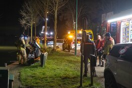 Omstander redt te water geraakt persoon in Kortenhoef
