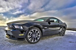 Een nieuwe auto kopen, financieren of leasen