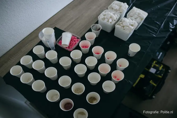 Drie aanhoudingen en drugs in beslag genomen in darkwebonderzoek