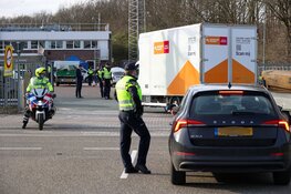 Grote verkeerscontrole in Naarden