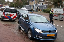 Fietsster met spoed naar ziekenhuis na aanrijding in Bussum
